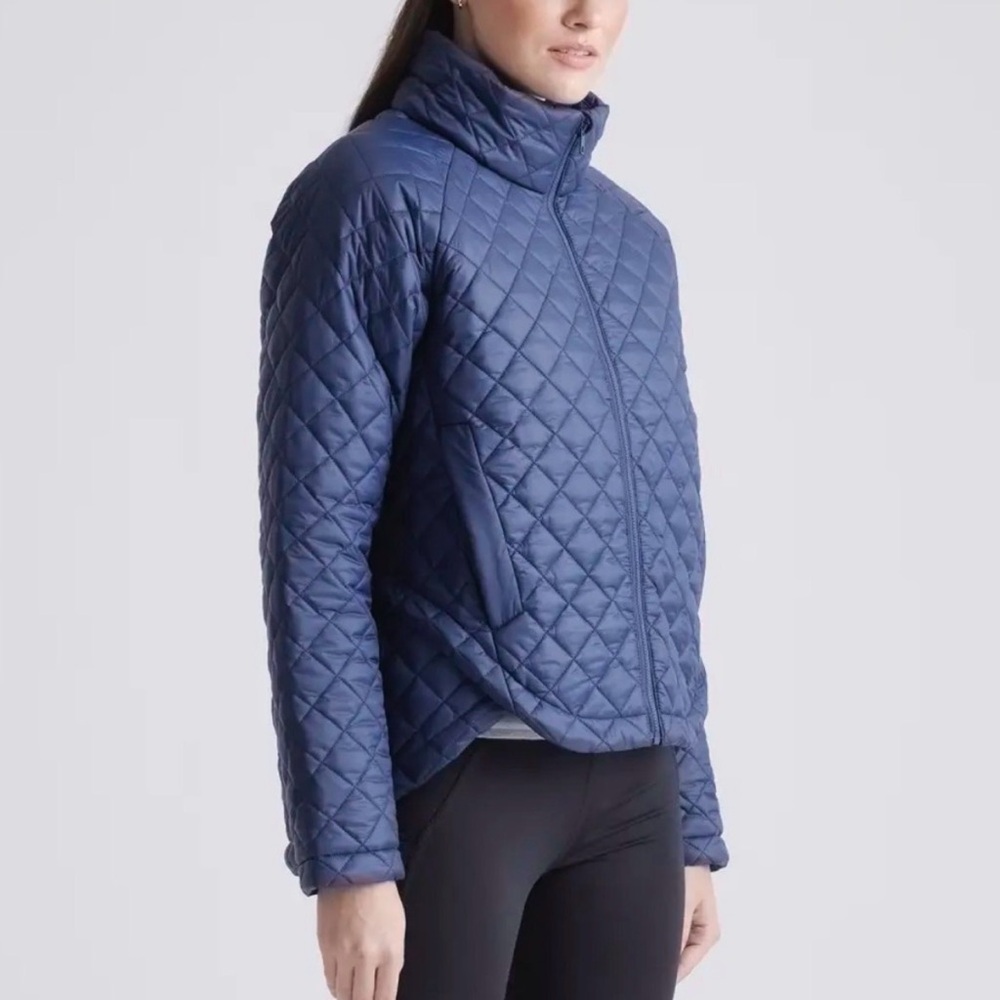 Quince Navy Featherless Quilted Puffer Jacket - Picture 4 of 6